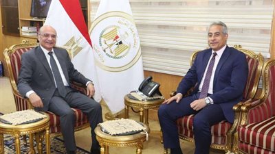 وزير القوى العاملة يواصل جولاته التفقدية للجان اقتراع الانتخابات العمالية