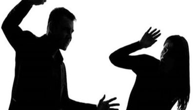 في اليوم العالمي للمرأة.. هل ضرب الزوجة جائز؟