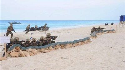 رئيس الأركان وقادة القوات المسلحة العرب يتابعون 