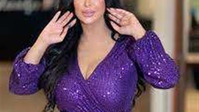 هل خضعت لعمليات تجميل ..شاهيناز بشكل مختلف فى أحدث ظهور لها