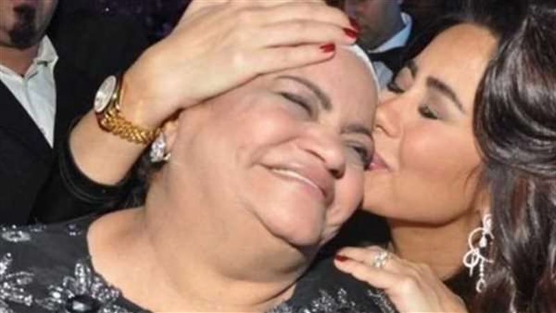 شيرين ووالدتها