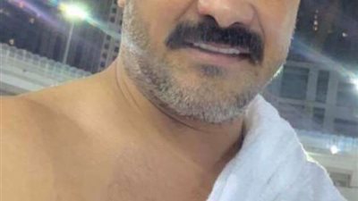 محمد رجب يشارك جمهوره صورة من كواليس مسلسله 