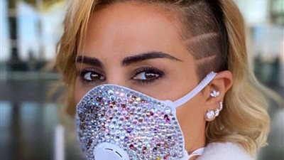 كمامات من الماس واللؤلؤ فى اليابان بسعر 9600 دولار للواحدة