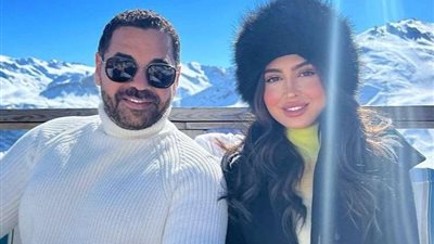اعلان رسمى.. طارق العريان يهنئ شريكة حياته نيكول سعفان بعيد ميلادها
