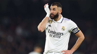 موقف بنزيما وميندي من المشاركة في مباراة ريال مدريد وليفربول في دوري أبطال أوروبا