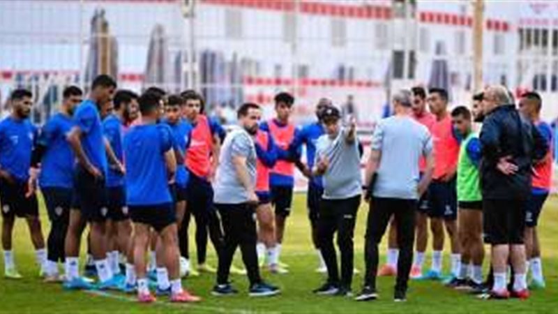 فيريرا رفقة لاعبي