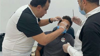 إصابة مدافع الزمالك بـ4 غرز بعد حادث سير مروري.. شاهد