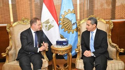 محافظ الغربية يستقبل السفير البريطاني قبل جولته بالمحافظة