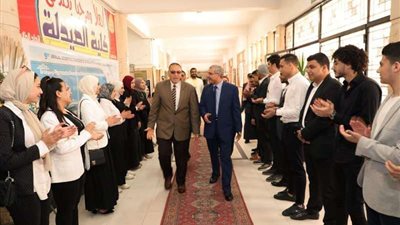 محافظ الشرقية يُشارك بالمؤتمر العلمي التاسع لصيدلة الزقازيق