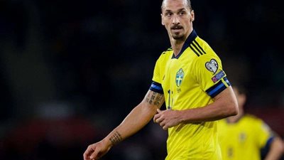 في عمر الـ41 عام.. إبراهيموفيتش يعود لقائمة منتخب السويد