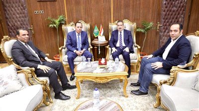 محافظ المنوفية يستقبل رئيس محكمة شبين الـكوم الإبتدائية