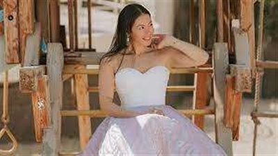 أحدث ظهور لـ لقاء الخميسي بفستان مكشوف الكتفين