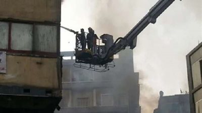 الحماية المدنية تسيطر على حريق داخل شقة سكنية فى بولاق الدكرور