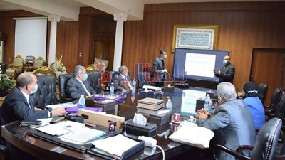 رئيس جامعة بني سويف: وضعنا معايير  لاختيار عمداء 3 كليات