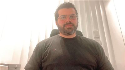 خبير شحن يتوقع إنشاء مشروعات للطاقة الشمسية بالمنطقة الاقتصادية للقناة|خاص