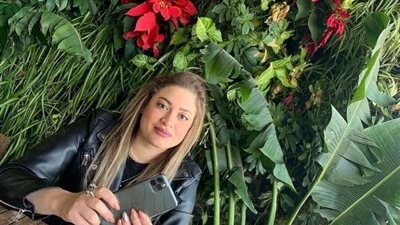 زوجة معلول تحتفل بحصول الأهلي على دوري أبطال أفريقيا.. شاهد