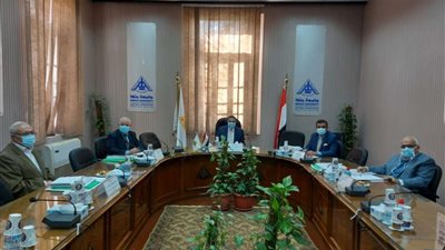 رئيس جامعة بنها يترأس لجنة اختيار عميد كلية الهندسة