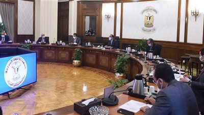 مجلس الوزراء ينفي ما تداول بوقف منظومة التأمين الصحي الشامل