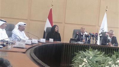 رئيس موانئ أبوظبي يعبر عن سعادته الكبيرة بالتعاون مع وزاره النقل