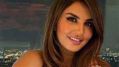 بفستان ذهبي.. شذى حسون تتألق في أحدث ظهور لها