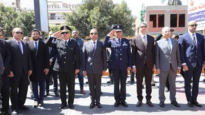 رئيس جامعة المنيا يشهد احتفالات المحافظة بعيدها القومي