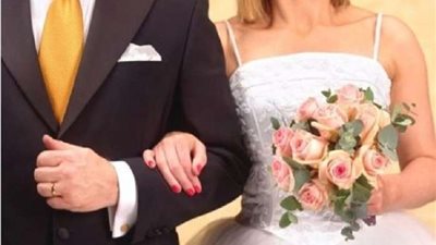 عريس نسي يحضر فرحه.. كيف عاقبته العروسة ؟