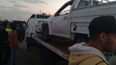 بالأسماء.. إصابة ٨ أشخاص بحادث تصادم سيارتين بكوبري المستقبل بالإسماعيلية