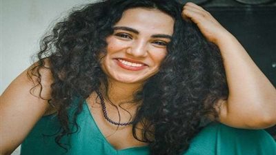 شاهد..  زينب غريب في وصلة رقص عفوية (فيديو)