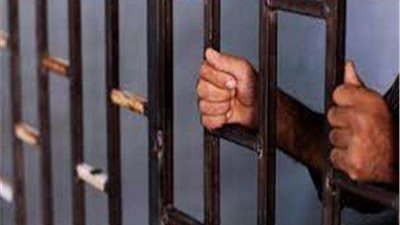 المؤبد لمتهم بتجارة المخدرات وحيازة أسلحة نارية بالقليوبية