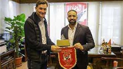 الأهلي يستقبل مالك قادش الإسباني في مقر النادي بالجزيرة