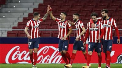 أتليتكو مدريد يتقدم على فالنسيا في الشوط الأول