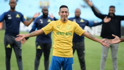 هل يقترب سيرينو من الأهلي؟.. مصادر تجيب