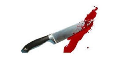 طعن طفلة رضيعة على يدها شقيقها