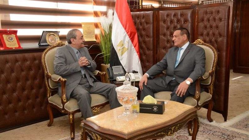 وزير التنمية المحلية