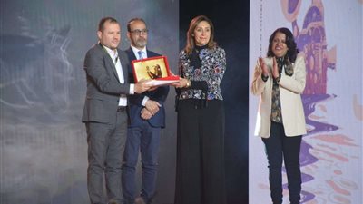 بحضور وزيرة الثقافة ومحافظ الإسماعيلية.. توزيع الجوائز بختام مهرجان الإسماعيلية للأفلام التسجيلية والروائية