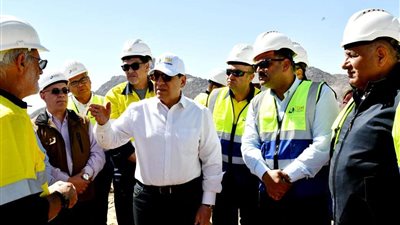 بدء تجارب تشغيل الإنتاج التجاري للذهب من موقع إيقات بجنوب مصر