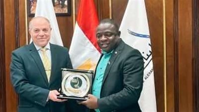 ميناء الإسكندرية يستقبل وفدا من الهيئة البحرية بجمهورية سيراليون