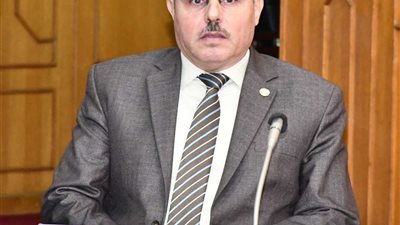 قوافل جامعة القناة تخدم  5104 مواطن و1713 حالة بيطرية