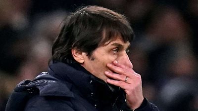 سكاي: توتنهام يقرر مستقبل كونتي في الـ 48 ساعة القادمة