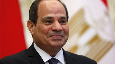السيسي يهنئ رئيس باكستان بمناسبة الاحتفال بذكرى 