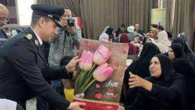 الداخلية تنظم احتفاليات لتكريم أسر الشهداء