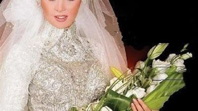 على الطريقة الفلاحي.. حنان ترك تخبز مع ابنتها العيش (فيديو)