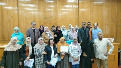 تكريم الدكتورة كوثر عبد الحميد لبلوغها سن التقاعد بصحة الاسماعيلية