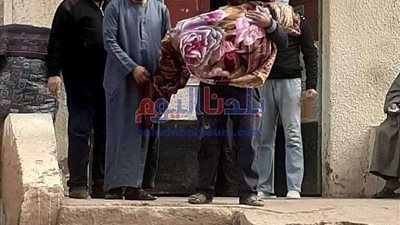 حقيقة الصور المتداولة من نقل جثمان مصاب بفيروس كرونا فى سيارة ميكروباص بالغربية (صور)