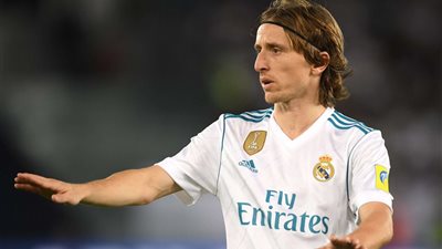 لوكا مودريتش يعلن موقفه من الانضمام لنادي النصر السعودي