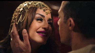 محمد رمضان يشبه منة فضالي بالكاكا في الحلقة الثانية من جعفر العمدة