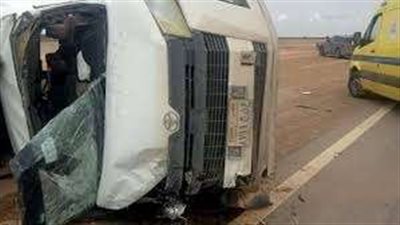 إصابة 5 أشخاص في انقلاب ميكروباص أعلى محور روض الفرج