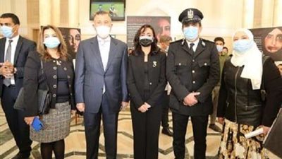 مايا مرسي ترفض ختان الإناث في مصر