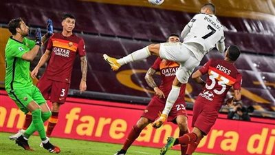 رونالدو ولاعبي يوفينتوس في إسبانيا لمواجهة برشلونة