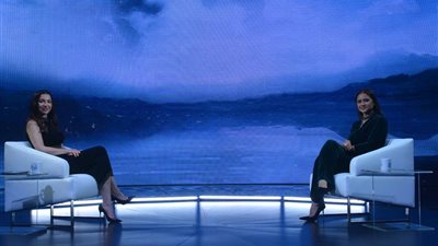 الليلة.. نيللي كريم في ضيافة منى عبد الوهاب في 